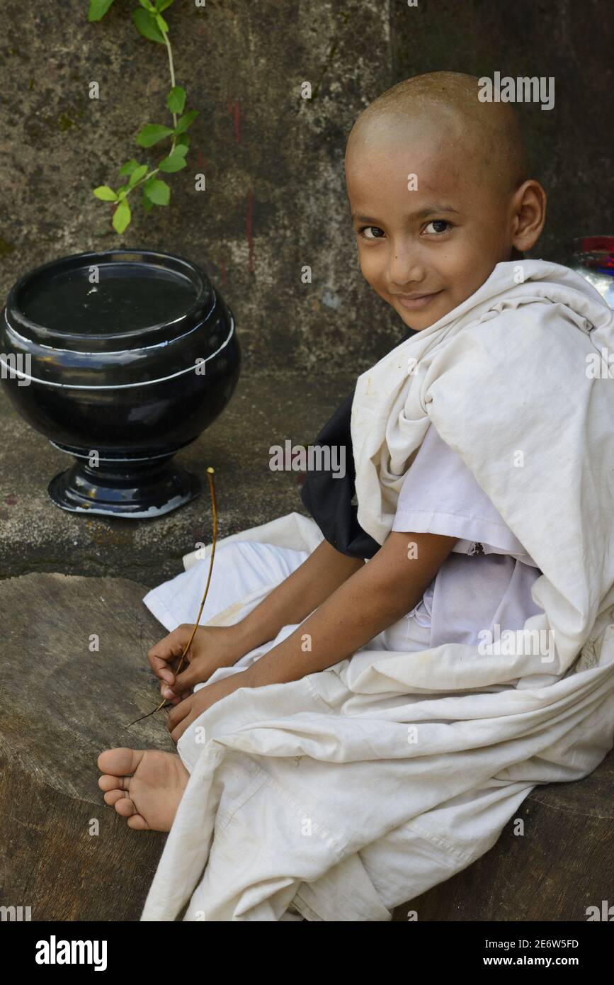 Myanmar burma asia pegu architecture hi-res stock photography and ...