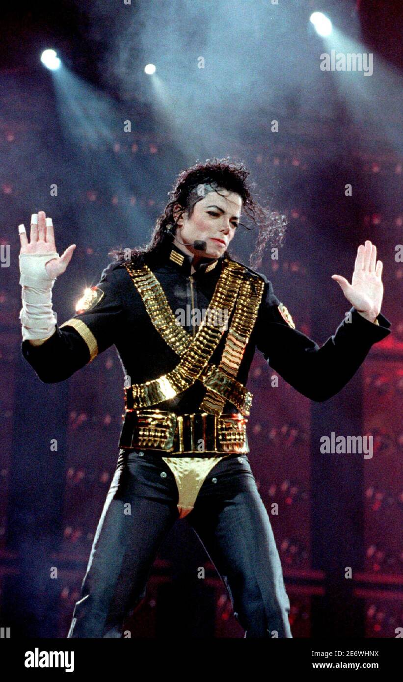 Michael jackson concert 1993 hi-res stock photography and images - Alamy