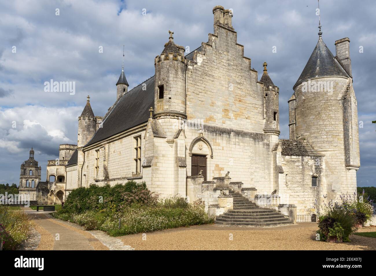 France, Indre et Loire, Loches, the 14th century Logis Royal and the 16th century Saint Antoine Tower in the background Stock Photo