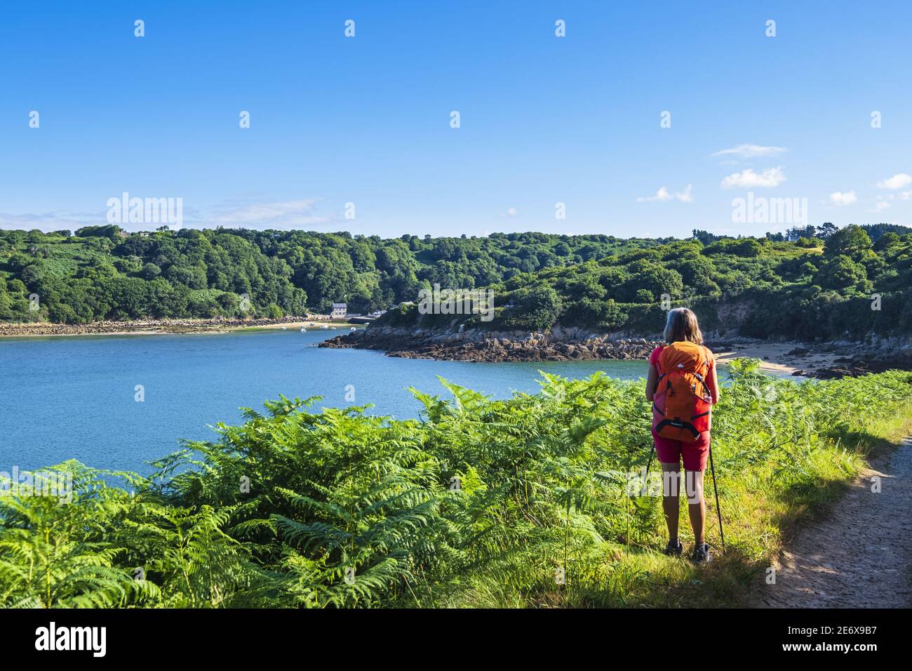 France, Cotes d'Armor, Tredrez-Locquemeau, hike along the GR 34 hiking trail or customs trail, the mouth of the Leguer river Stock Photo