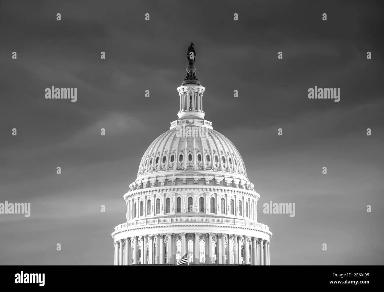 Washington dc capitol building architecture flag american usa Black and ...