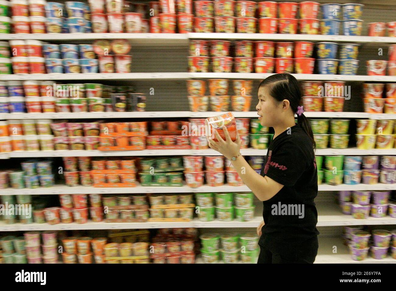 grocery bolsa rack stand