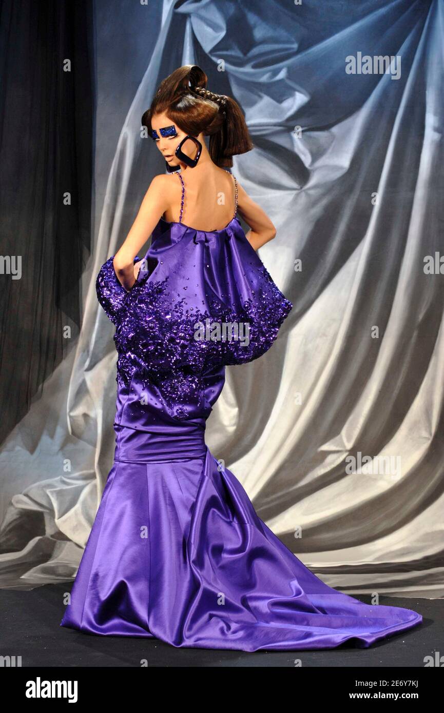 A model presents a creation as part of British designer John Galliano's  Haute Couture Spring/Summer 2008 fashion show for French house Dior in  Paris January 21, 2008. REUTERS/Philippe Wojazer (FRANCE Stock Photo -