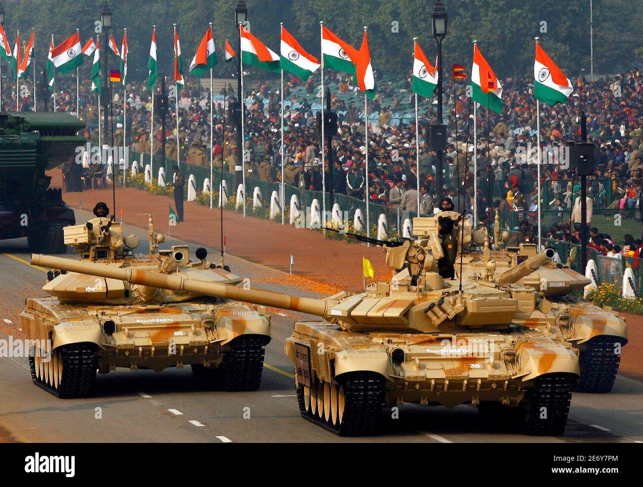 Indian t 90 tanks hi-res stock photography and images - Alamy