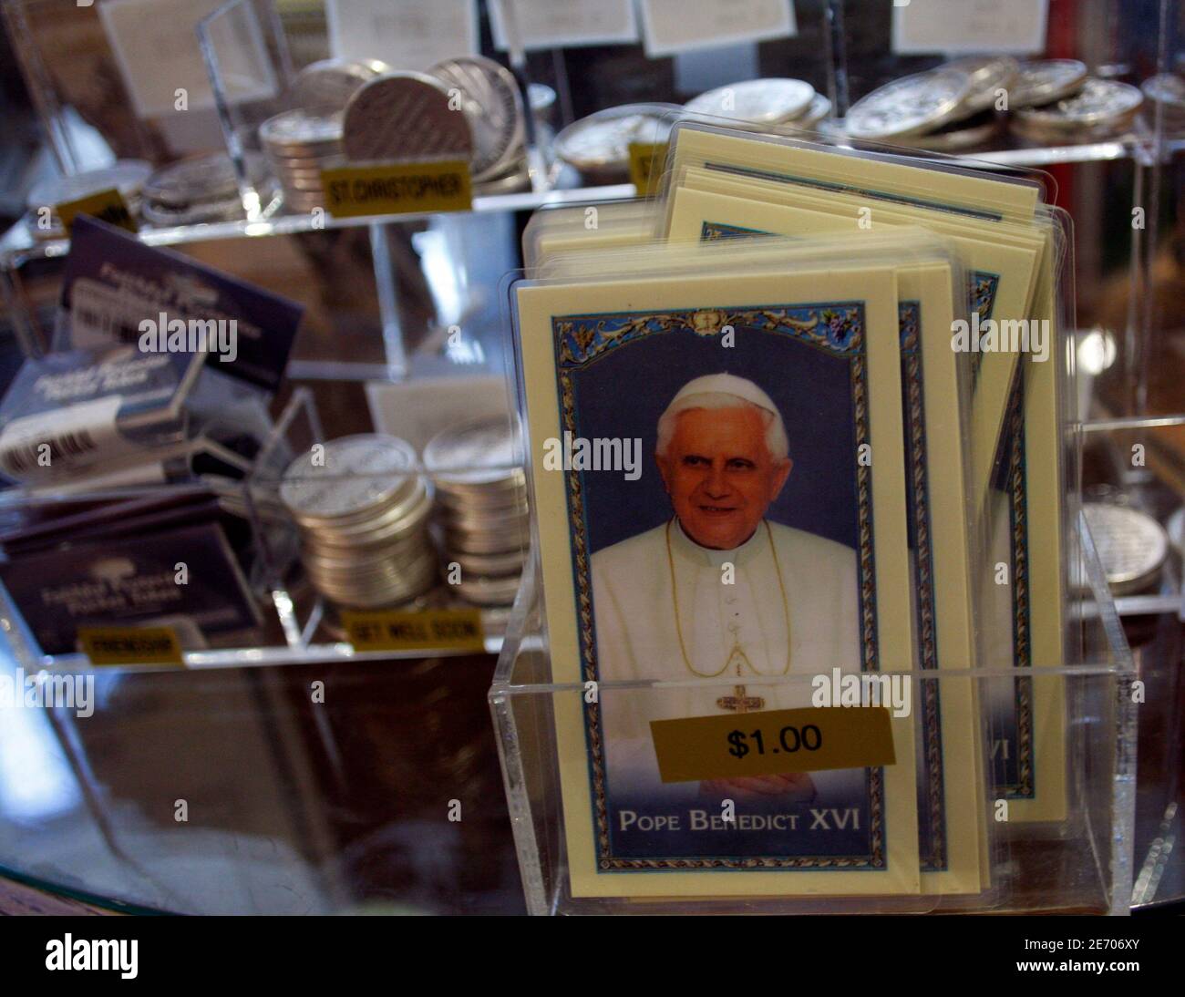 Cathedral Of St. Patrick New York Hi-Res Stock Photography And Images -  Page 15 - Alamy
