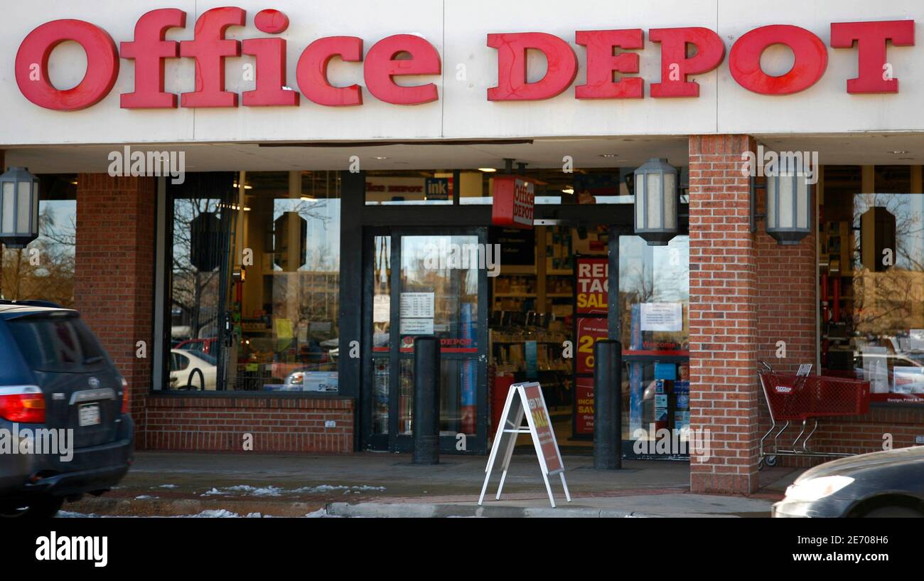Office Depot Store High Resolution Stock Photography And Images Alamy