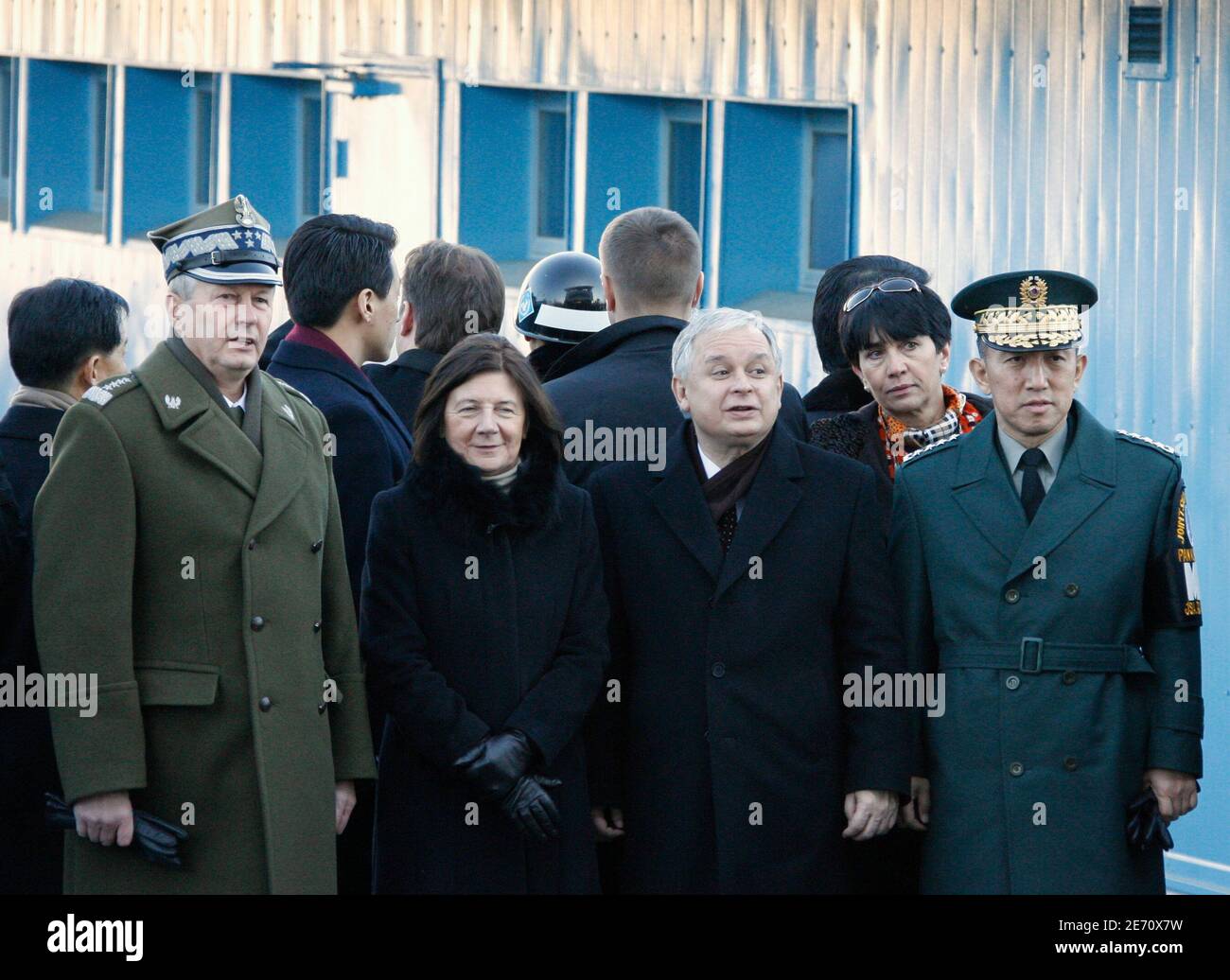 Poland S President Lech Kaczynski 2nd R Front Row His Wife Maria Kaczynski 2nd L General Franciszek Gagor L Chief Of The General Staff Of The Polish Armed Forces And Chairman Of The