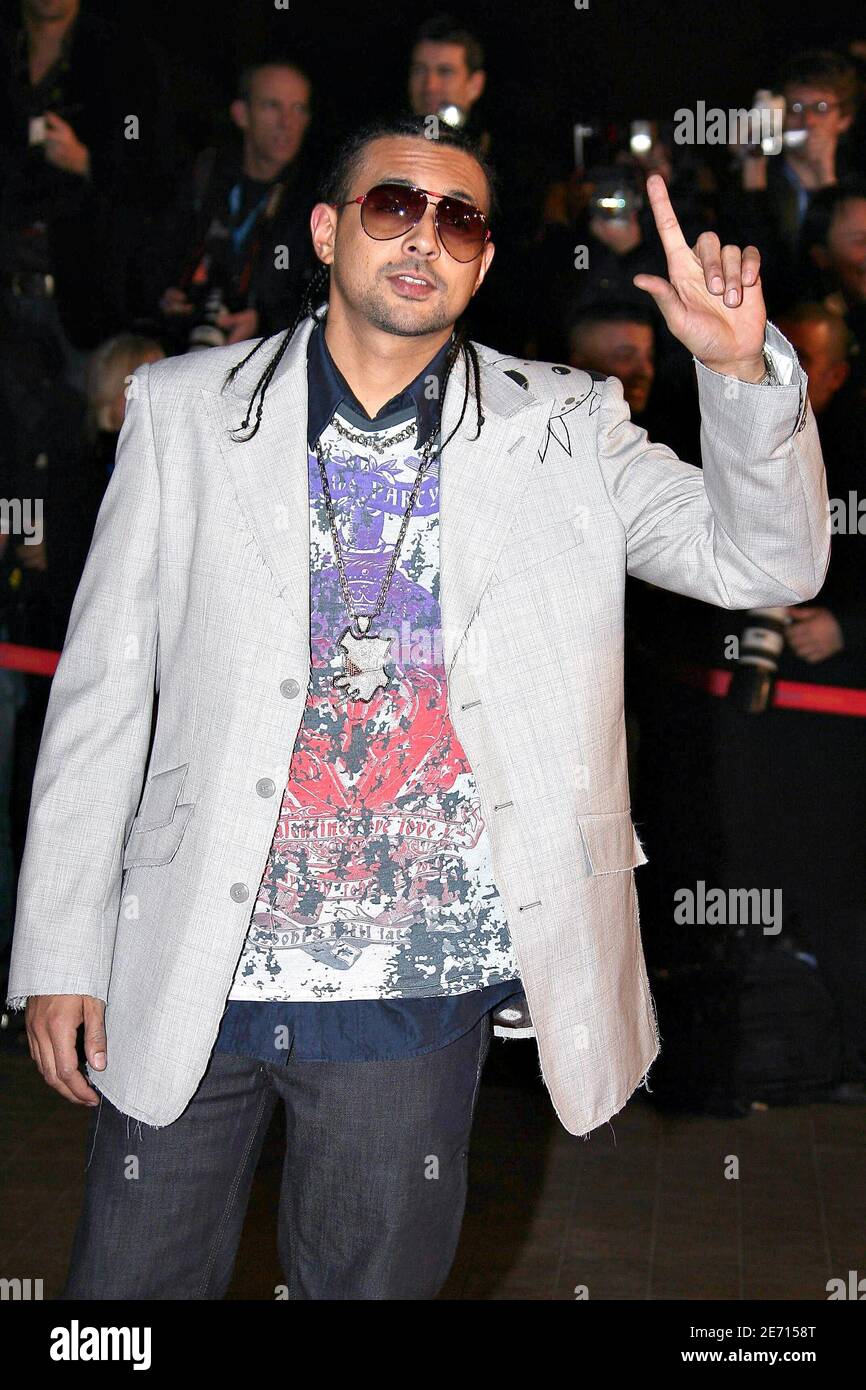 Sean Paul attends the 2007 NRJ Music Awards held at the Palais des