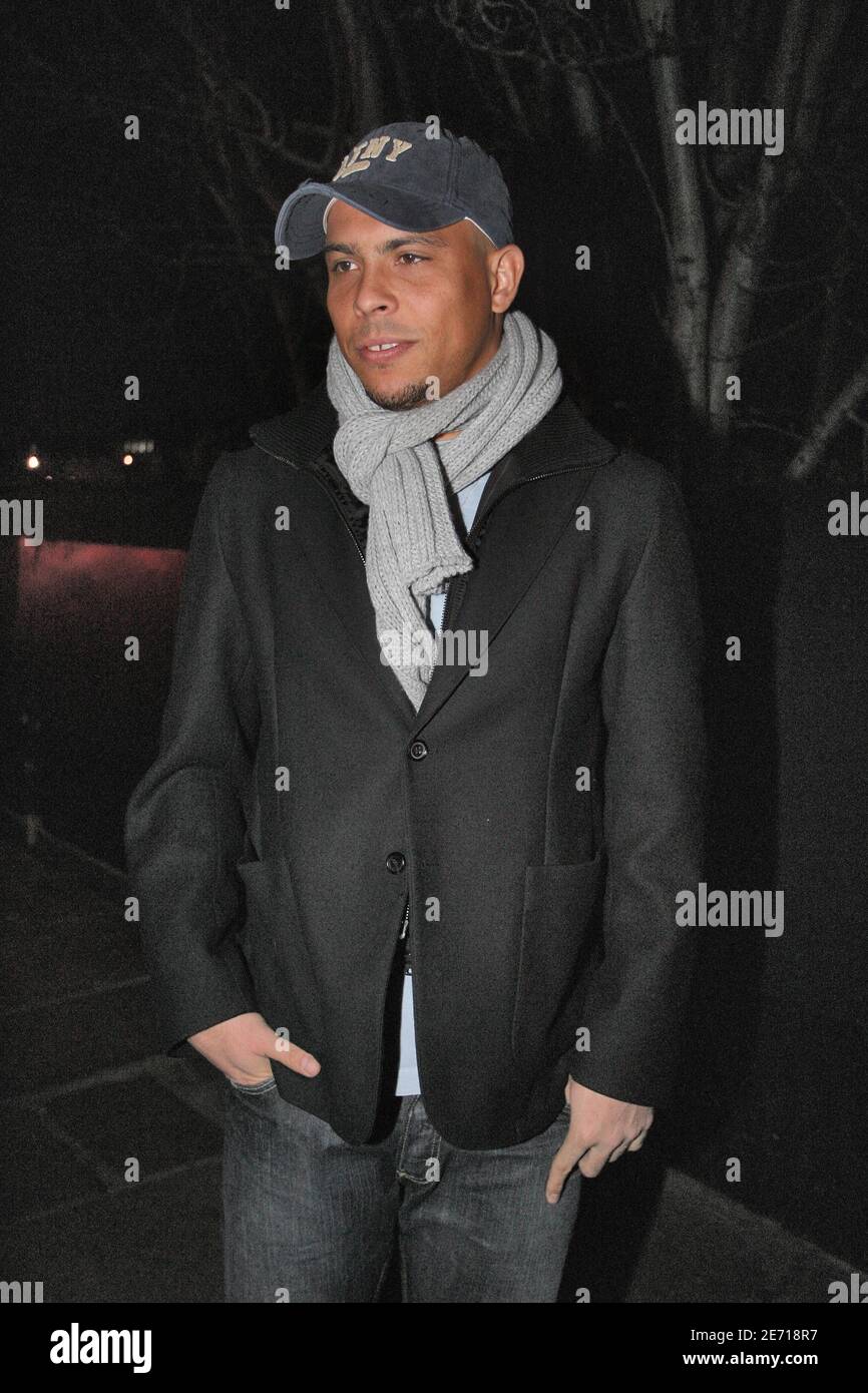 Football star Ronaldo arrives to Valentino's Haute-Couture Spring-Summer 2007 collection presentation at the 'Beaux Arts' school in Paris, France on January 22, 2007. Photo by ABACAPRESS.COM Stock Photo