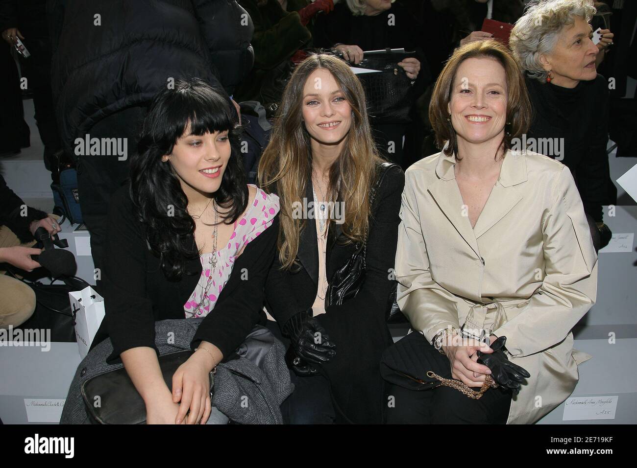 Alysson and Vanessa Paradis and Sigourney Weaver attend the Chanel's Haute  Couture Spring-Summer 2007 collection