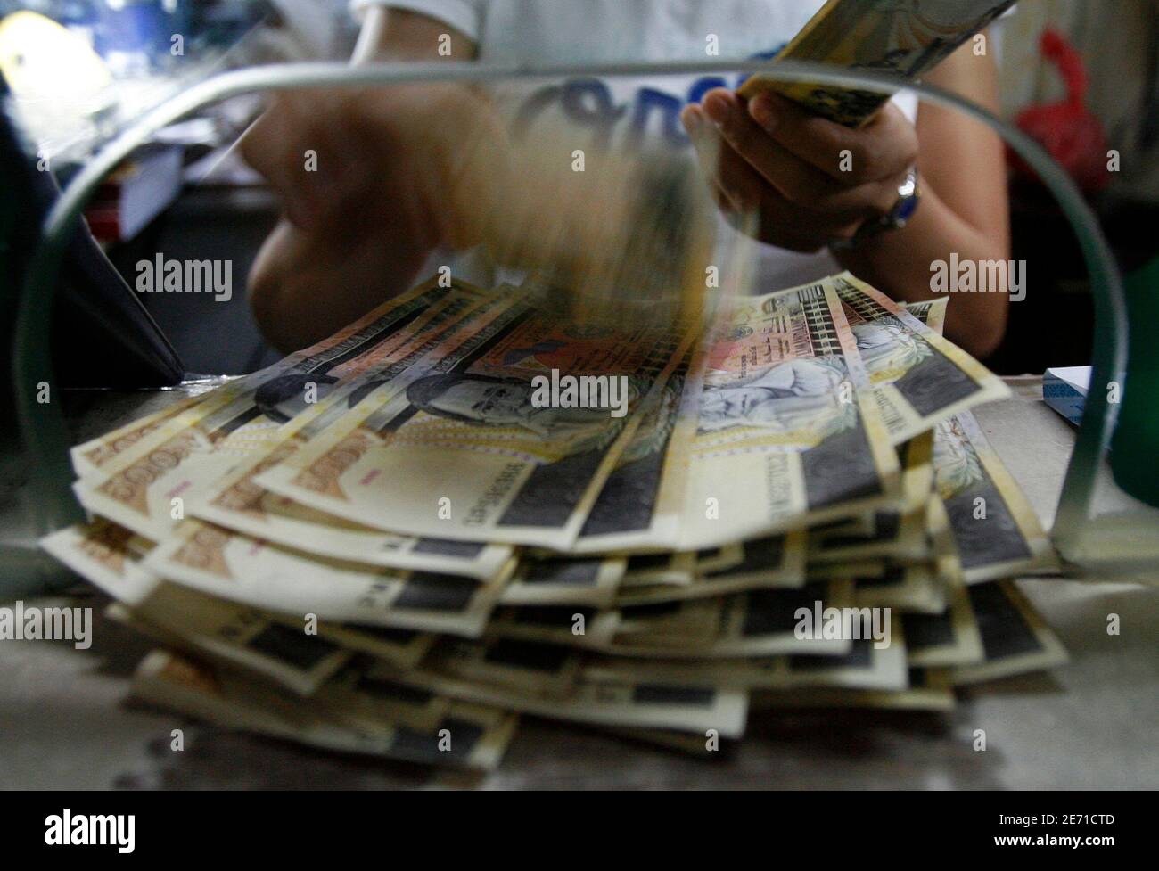 Philippine money 500 hires stock photography and images Alamy