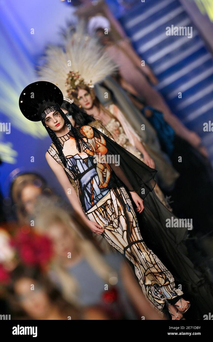 Jean paul gaultier, spring 2007 couture hi-res stock photography and images  - Alamy