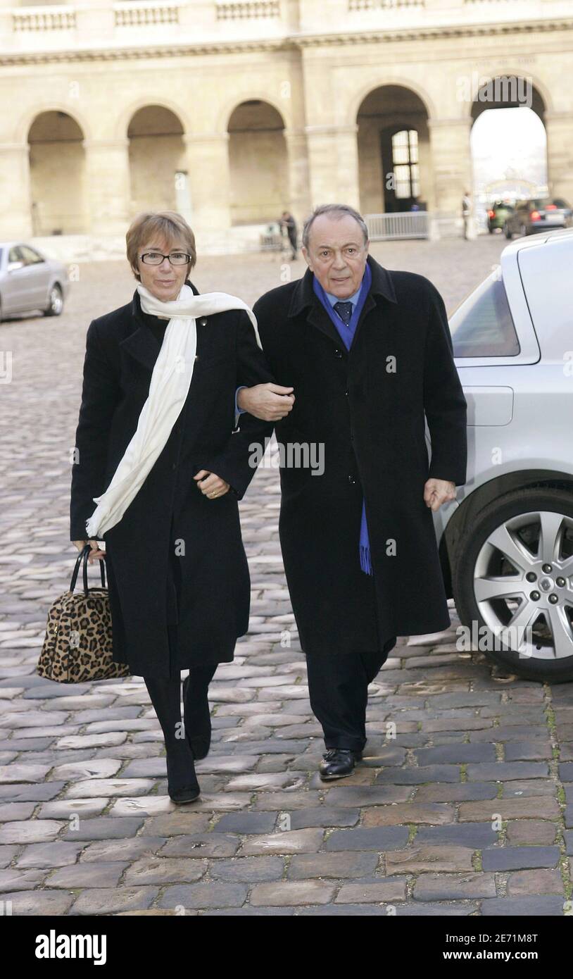 Michel Rocard and wife attend the official funerals of Jean-Francois Deniau  during a ceremony at the Invalides in Paris, France, on January 29, 2007.  Jean-Francois Deniau was Former French minister, writer and