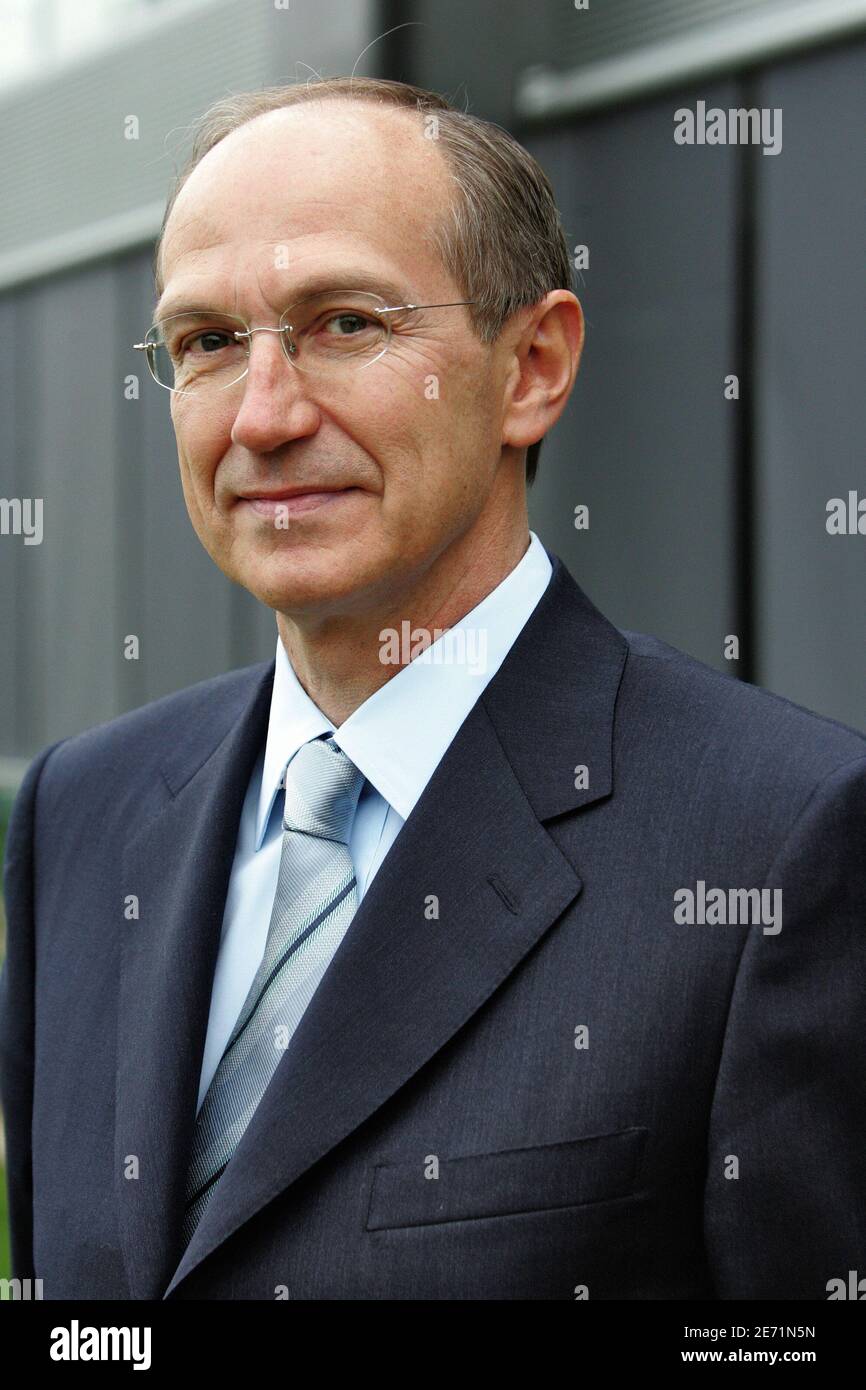 L Oreal Ceo Jean Paul Agon Pictured At The L Oreal Factory In