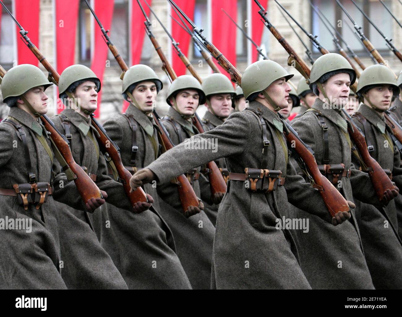 Soldiers march during a military parade marking the 65th anniversary of a Red  Army parade in Moscow's Red Square November 7, 2006. The parade  commemorated the 1941 parade, when Red Army troops