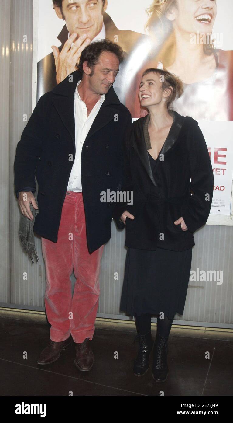 Pierre Jolivet Compagnon De Sandrine Bonnaire Vincent Lindon and Sandrine Bonnaire attend the premiere of the film 'Je  crois que je l'aime' written and directed by Pierre Jolivet, held at 'Le  Cinema Des Cineastes' in Paris, France, on