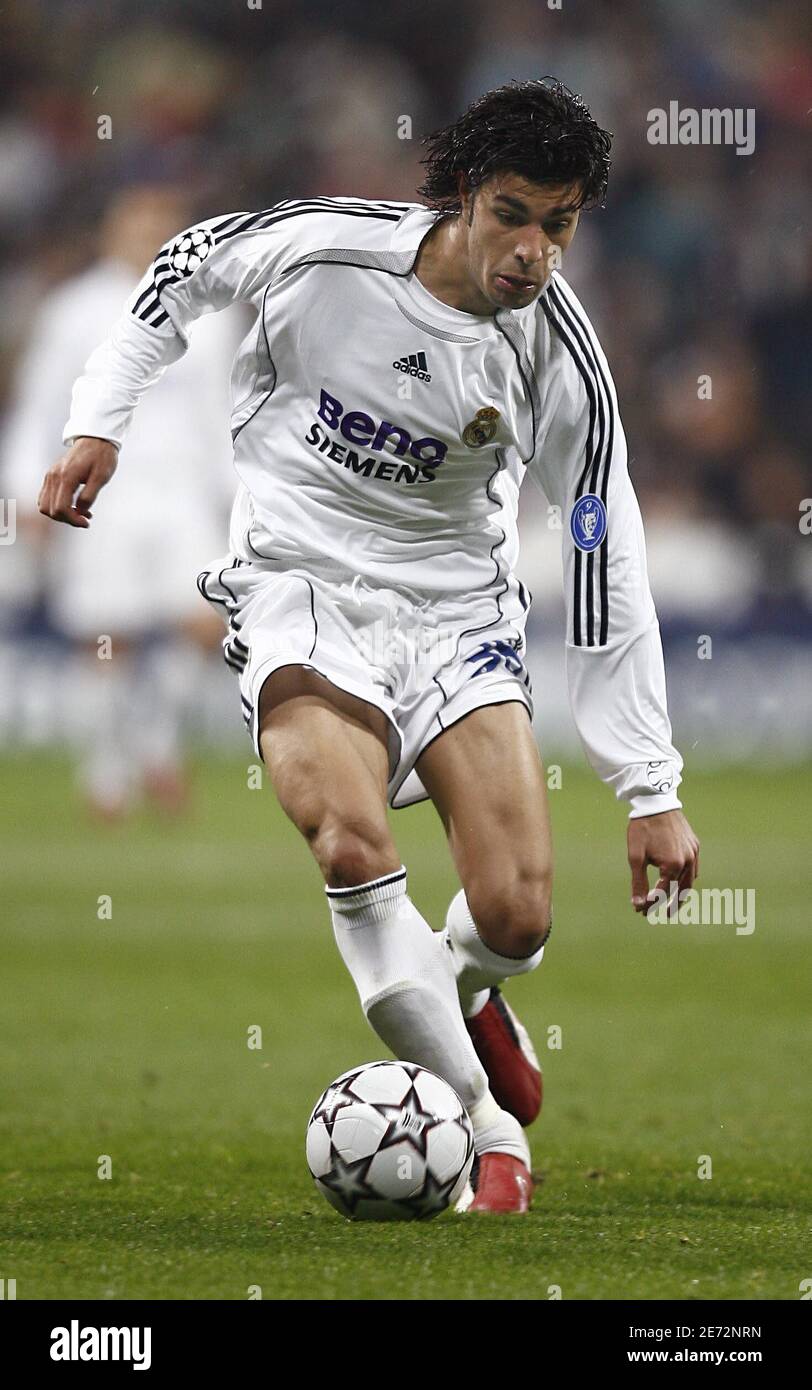 Miguel torres hires stock photography and images Alamy