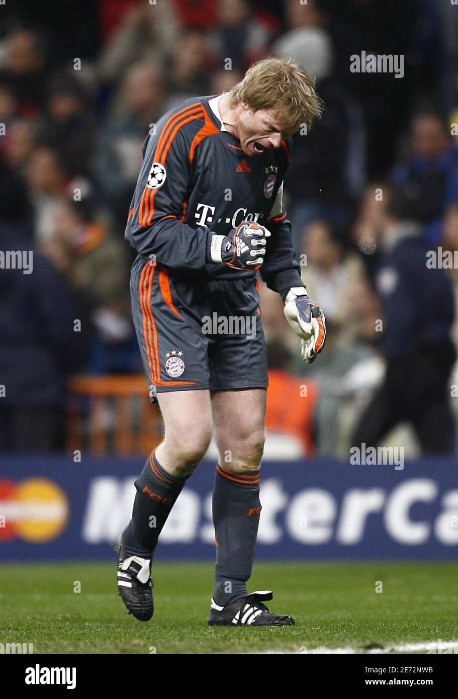 Fc munich player oliver kahn hi-res stock photography and images - Alamy