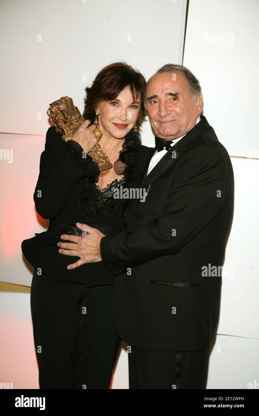 Marlene Jobert and Claude Brasseur during the 32nd Cesar awards ceremony held at the Theatre du Chatelet in Paris, France, on February 24, 2007. Photo by Guignebourg-Nebinger/ABACAPRESS.COM Stock Photo