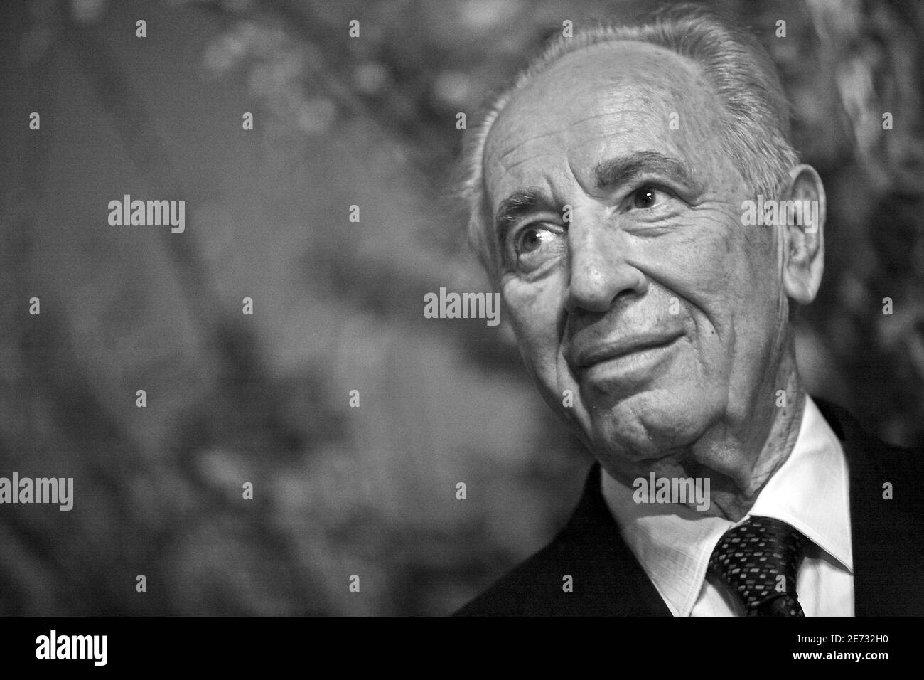 'Israeli Vice Prime Minister Shimon Peres attends a cocktail reception for the US release of ''Shimon Peres: the Biography'' written by Michael Bar-Zohar, at the French Consulate in New York City, USA on February 26, 2007. Photo by Gerald Holubowicz/ABACAPRESS.COM' Stock Photo