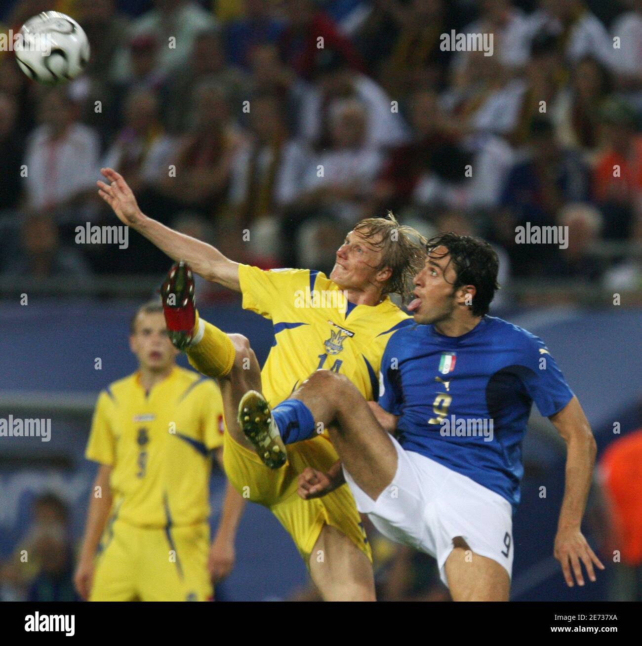 Italys luca toni hi-res stock photography and images - Page 3 - Alamy