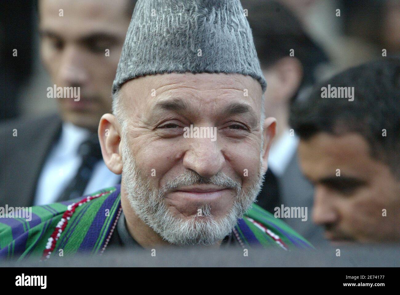 Afghan President Hamid Karzai pictured as he visits the exhibition 'Afghanistan Treasures' at the Guimet Museum in Paris, France, Monday, March 19, 2007. Photo by Bernard Bisson/ABACAPRESS.COM Stock Photo