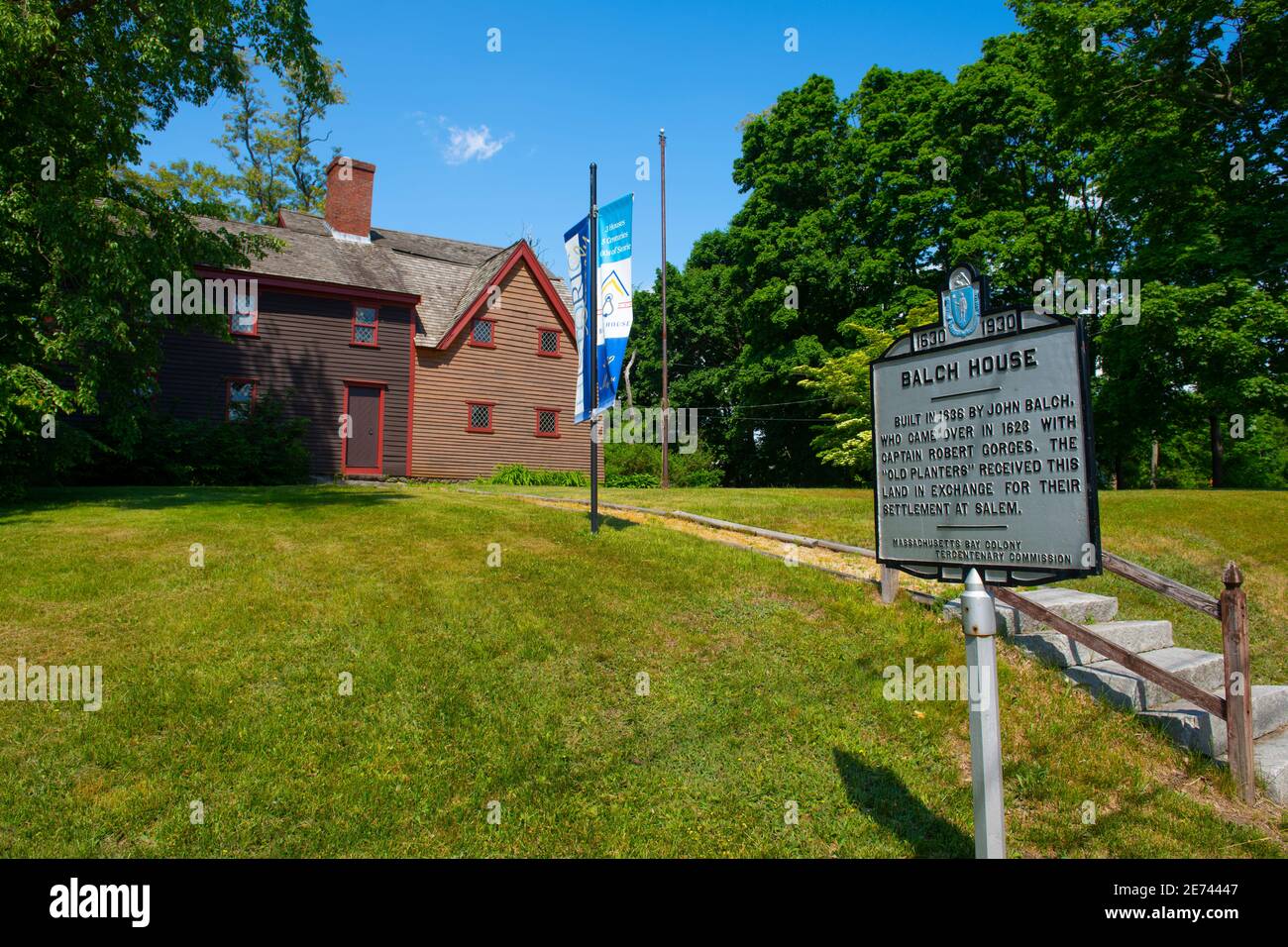 Balch House was build in 1636 by John Balch at 448 Cabot Street in city
