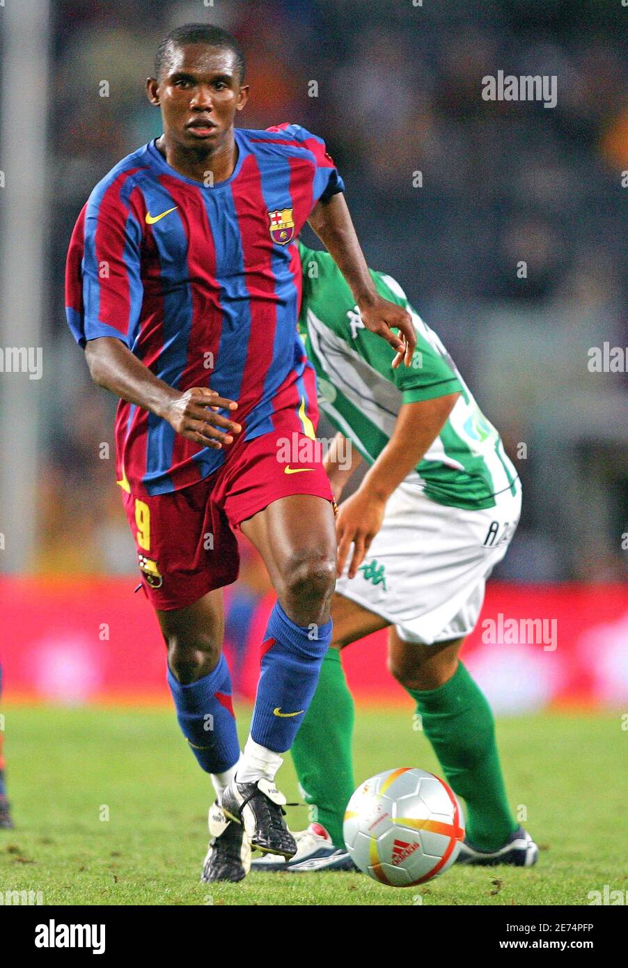 Samuel eto'o barcelona hi-res stock photography and images - Alamy