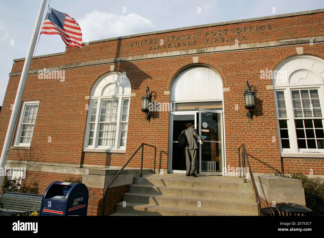 2007 shooting spree at virginia tech hires stock photography and