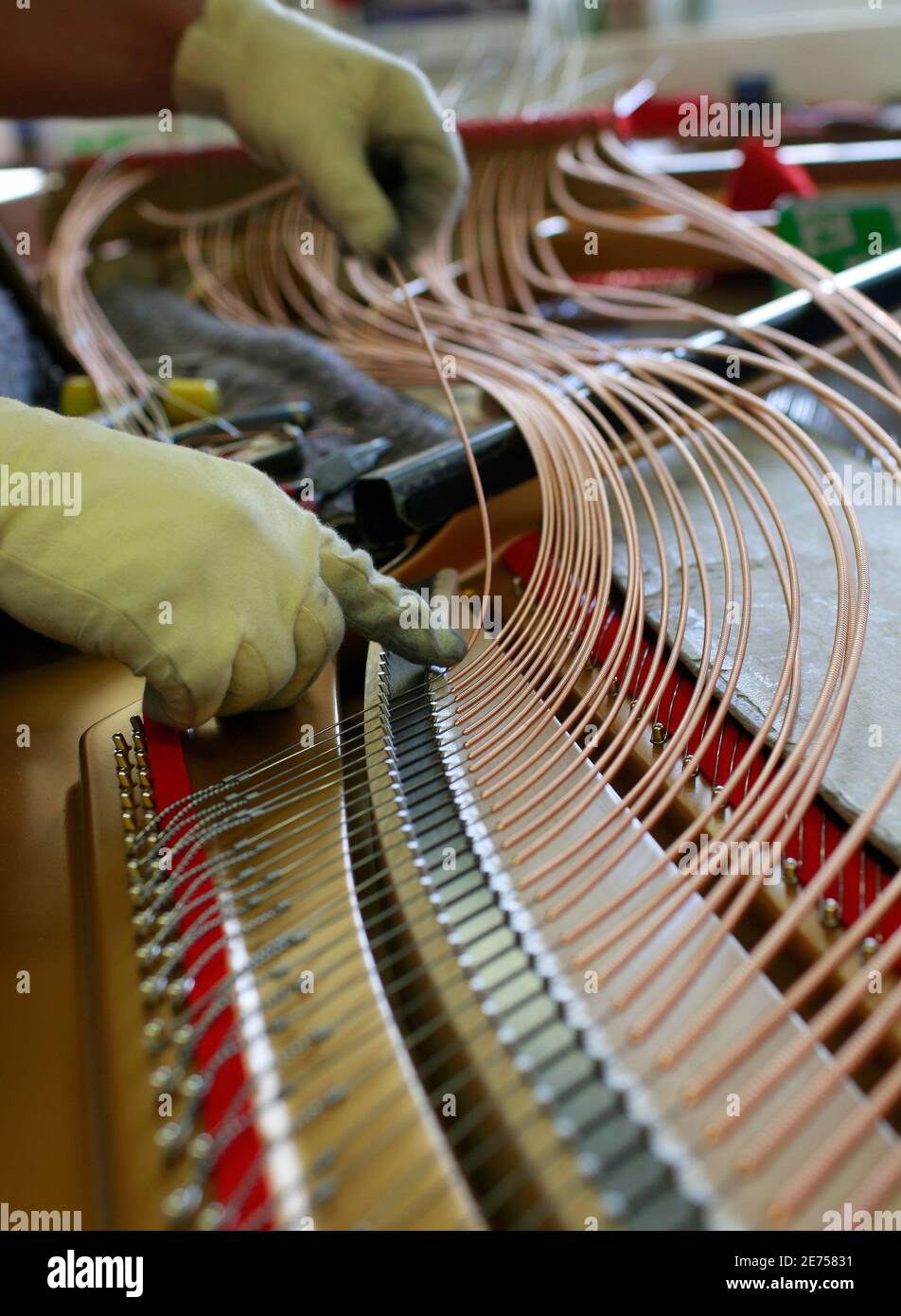 Steinway and sons piano factory hires stock photography and images Alamy