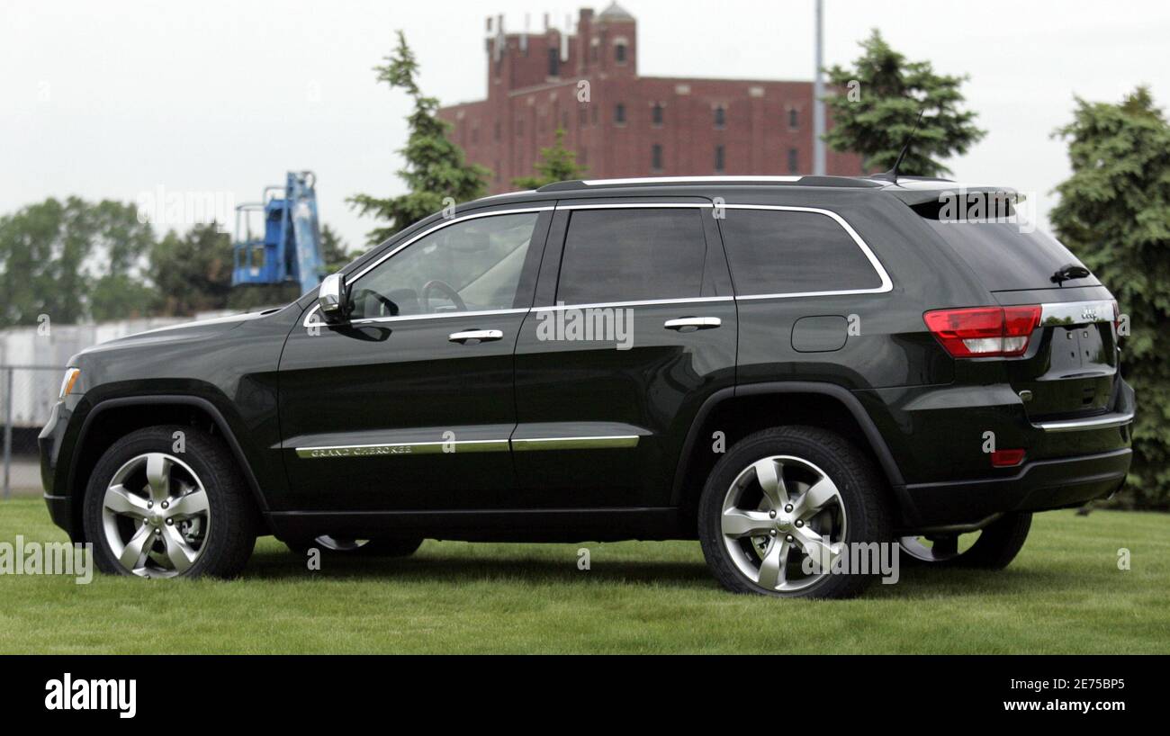 A 2011 all-new production Jeep Cherokee sits outside the Jefferson North Assembly Plant in Detroit, Michigan May 21, 2010. Chrysler Group LLC introduced the new Jeep at a news conference where the auto maker announced it will add a second shift of production.   REUTERS/Rebecca Cook   (UNITED STATES - Tags: TRANSPORT BUSINESS EMPLOYMENT) Stock Photo