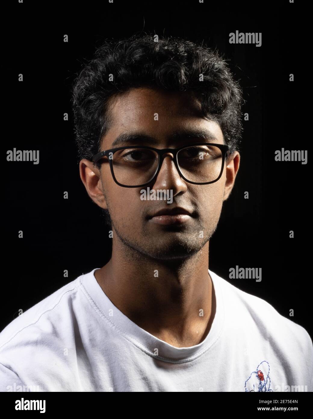 Dark hair with white highlights hi-res stock photography and images - Alamy Dark hair with white highlights hi-res stock photography and images - Alamy