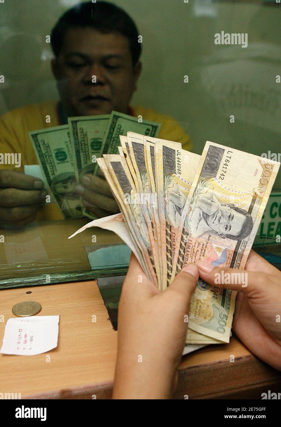 Page 9 A Money Changer High Resolution Stock Photography And Images Alamy