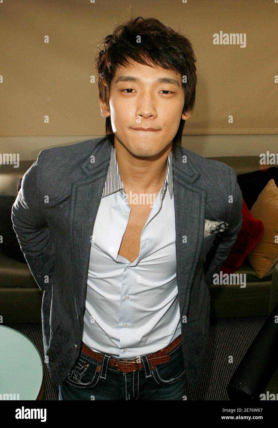 South Korean Pop Star Jeong Ji Hoon Known As Rain Poses For A Portrait In An Interview With Reuters In New York May 11 2007 Reuters Lucas Jackson United States Stock Photo Alamy
