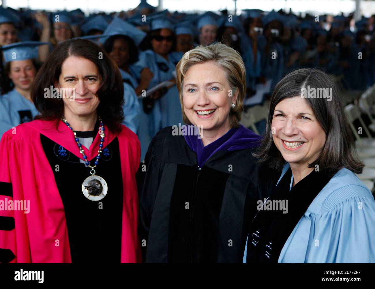 U.S. Secretary of State Hillary Clinton (C) is flanked by Debora Spar, President of Barnard College, and Anna Quindlen, Chair of the Board of Trustees (R), before delivering the commencement address, in New York, May 18, 2009.  REUTERS/Chip East (UNITED STATES EDUCATION POLITICS) Stock Photo