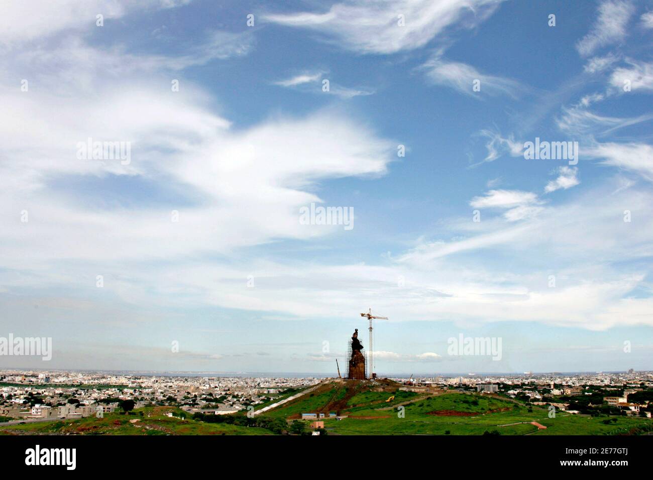 African renaissance statue hi-res stock photography and images - Alamy