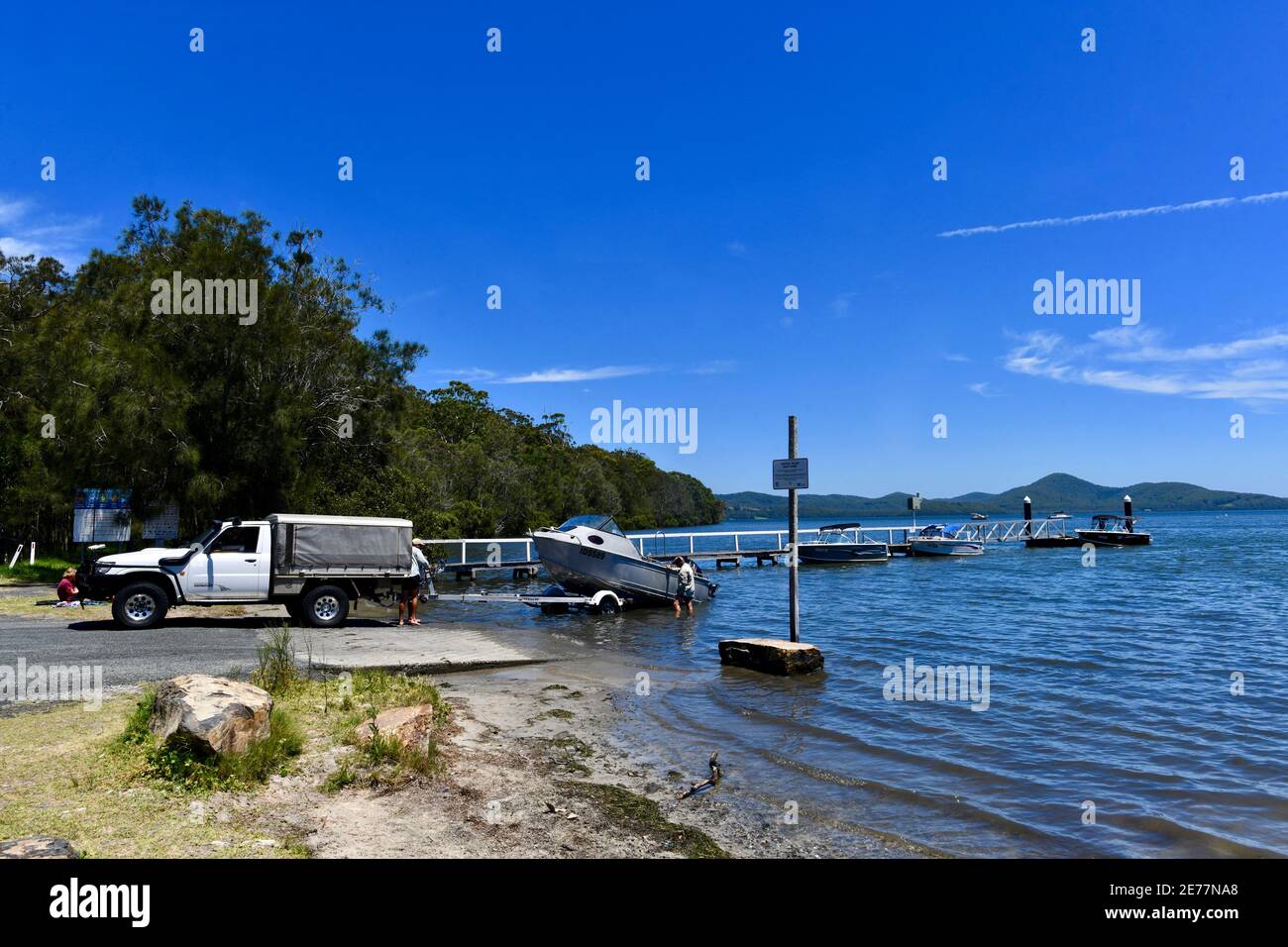 Winching hires stock photography and images Alamy