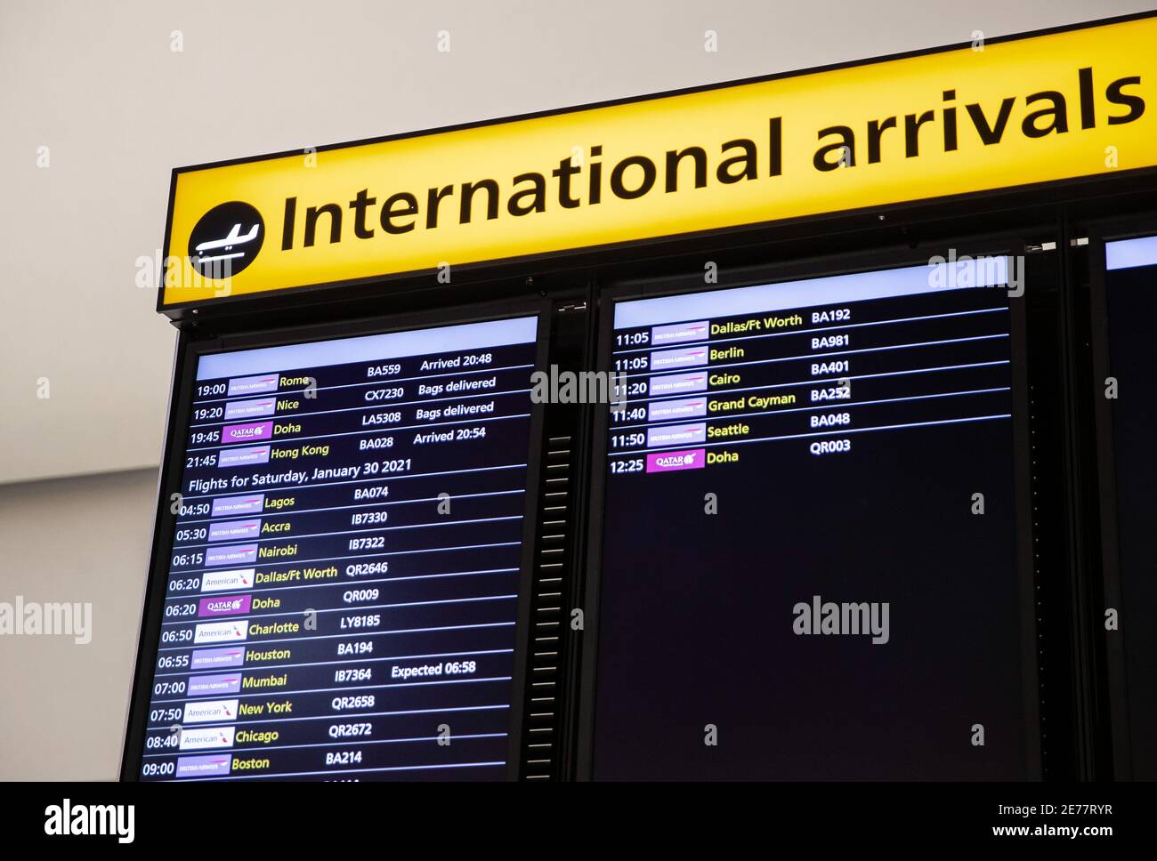 London, UK. 30th Jan, 2021. Electronic announcementís board showing the flight from Hong Kong arrivals at the Heathrow international arrival hall. Credit: SOPA Images Limited/Alamy Live News Stock Photo