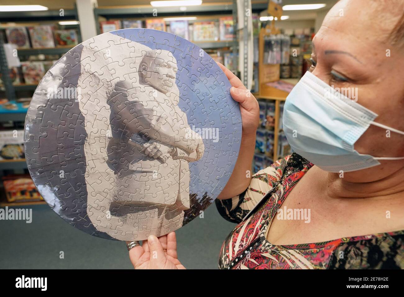 Kirkwood, United States. 29th Jan, 2021. Worker Bianca Amaya shows the