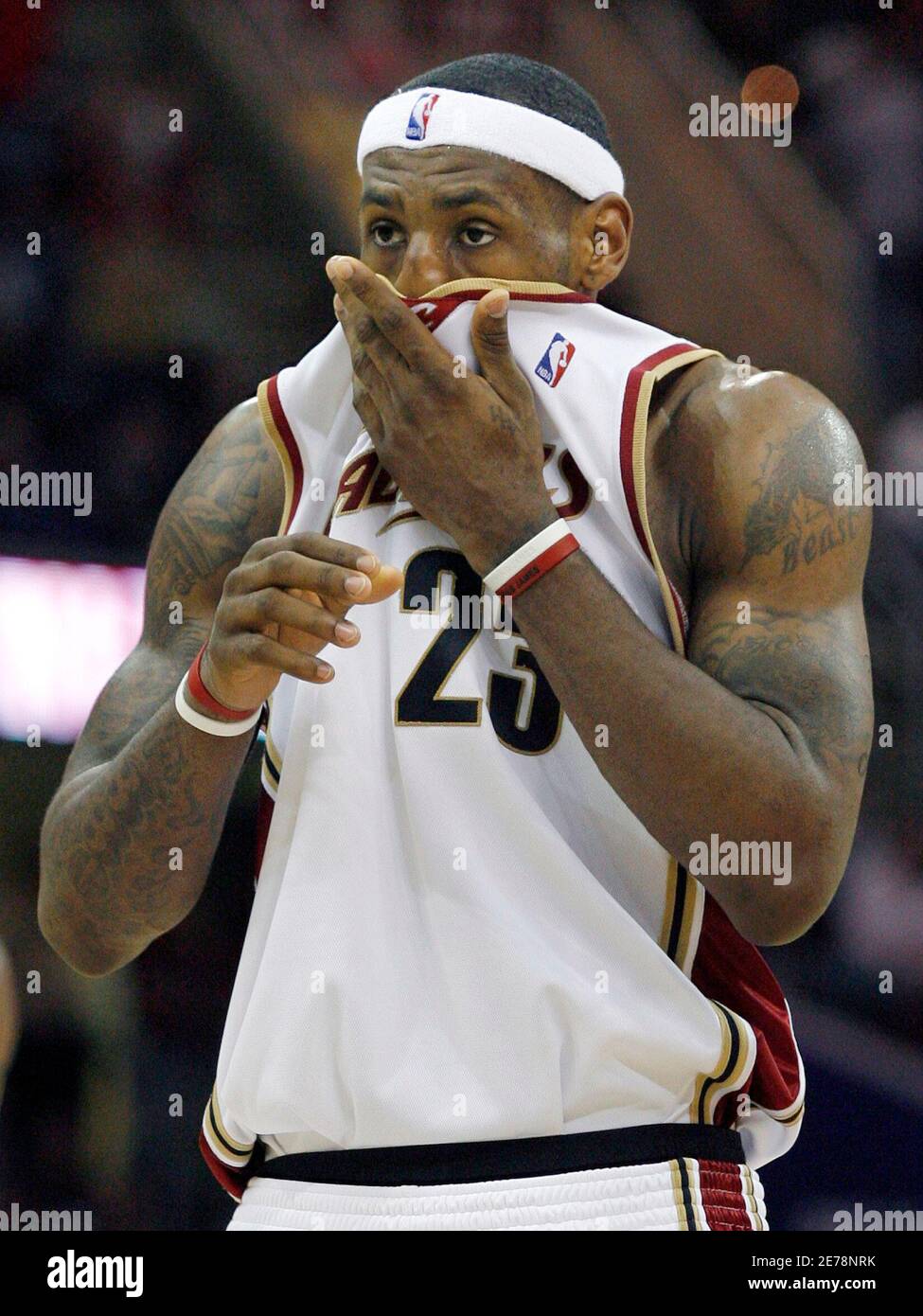 lebron james jersey 2007