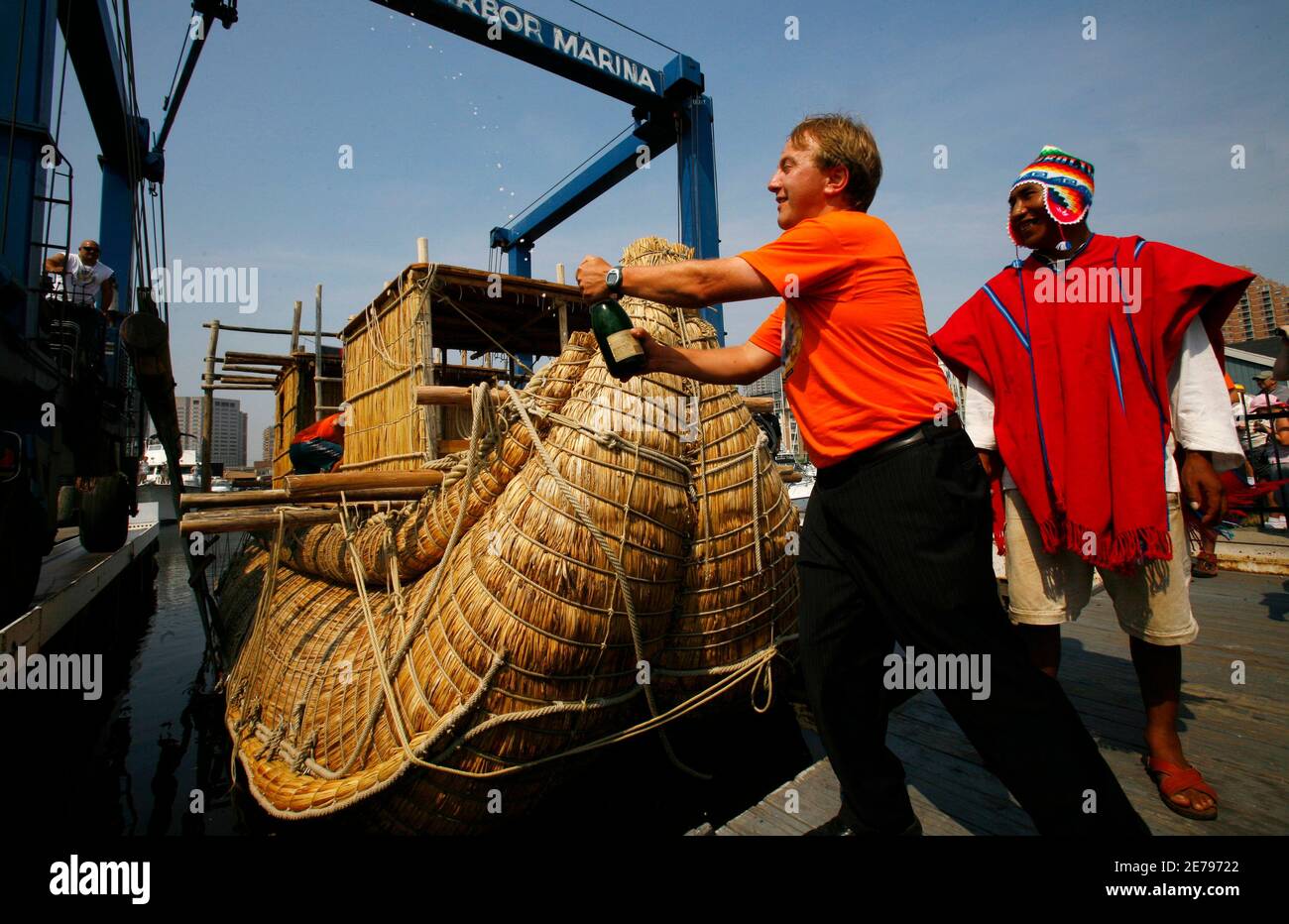 Ancient sailing vessels hires stock photography and images Alamy