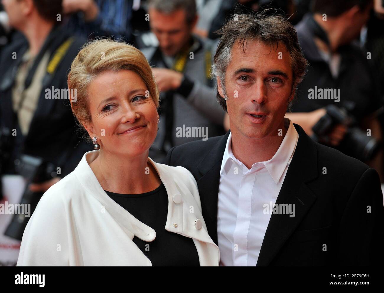 greg-wise-emma-thompson-hi-res-stock-photography-and-images-alamy