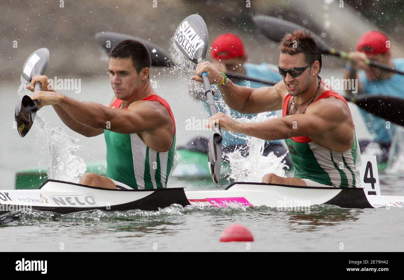 Zoltan Kammerer and Gabor Kucsera (R) of Hungary compete in the K2 Men 1000m race at the European Flatwater Championships in the central Bohemian village of Racice, Czech Republic, July 8, 2006.   REUTERS/Petr Josek   (Czech Republic) Stock Photo