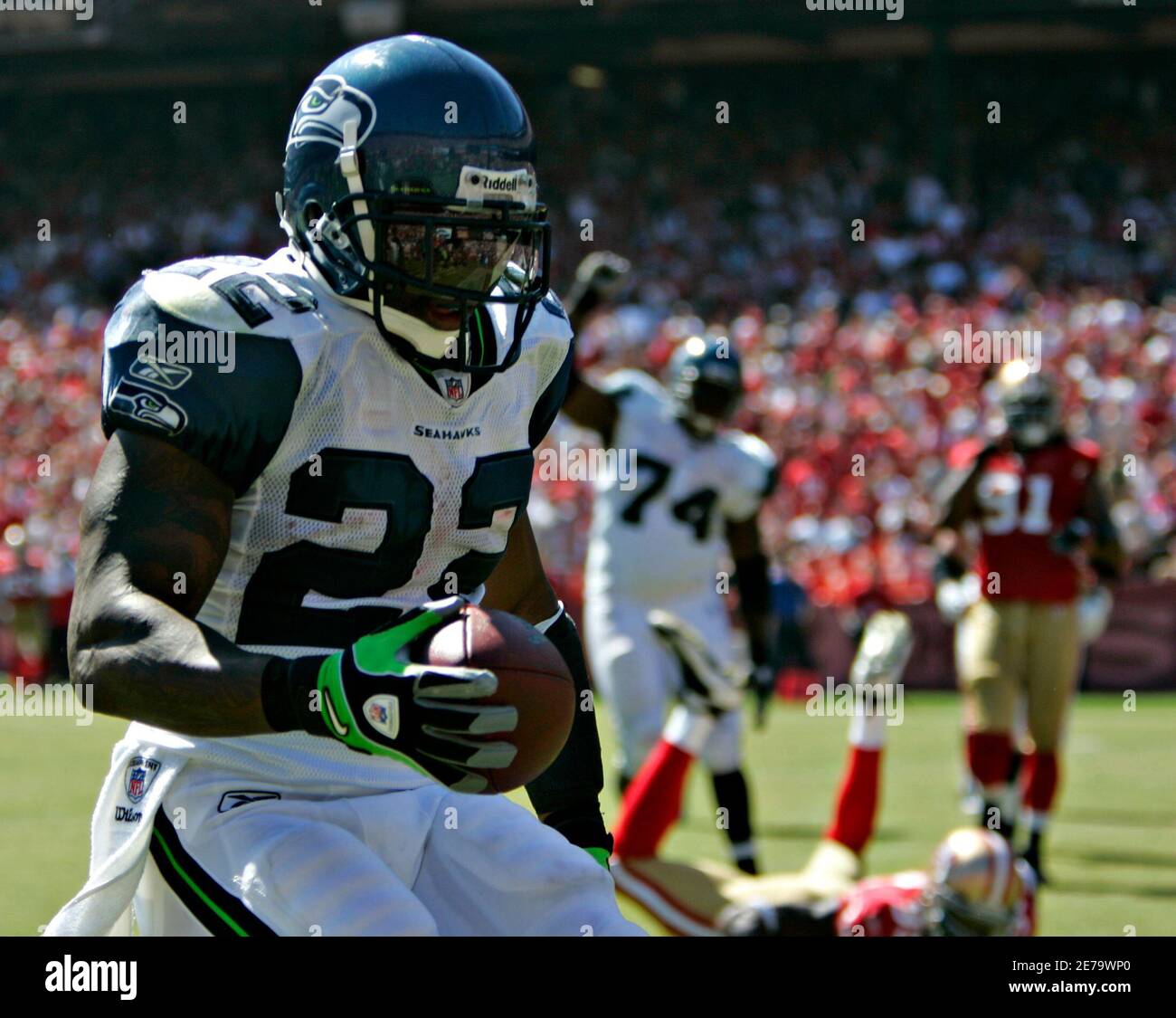 julius jones stats