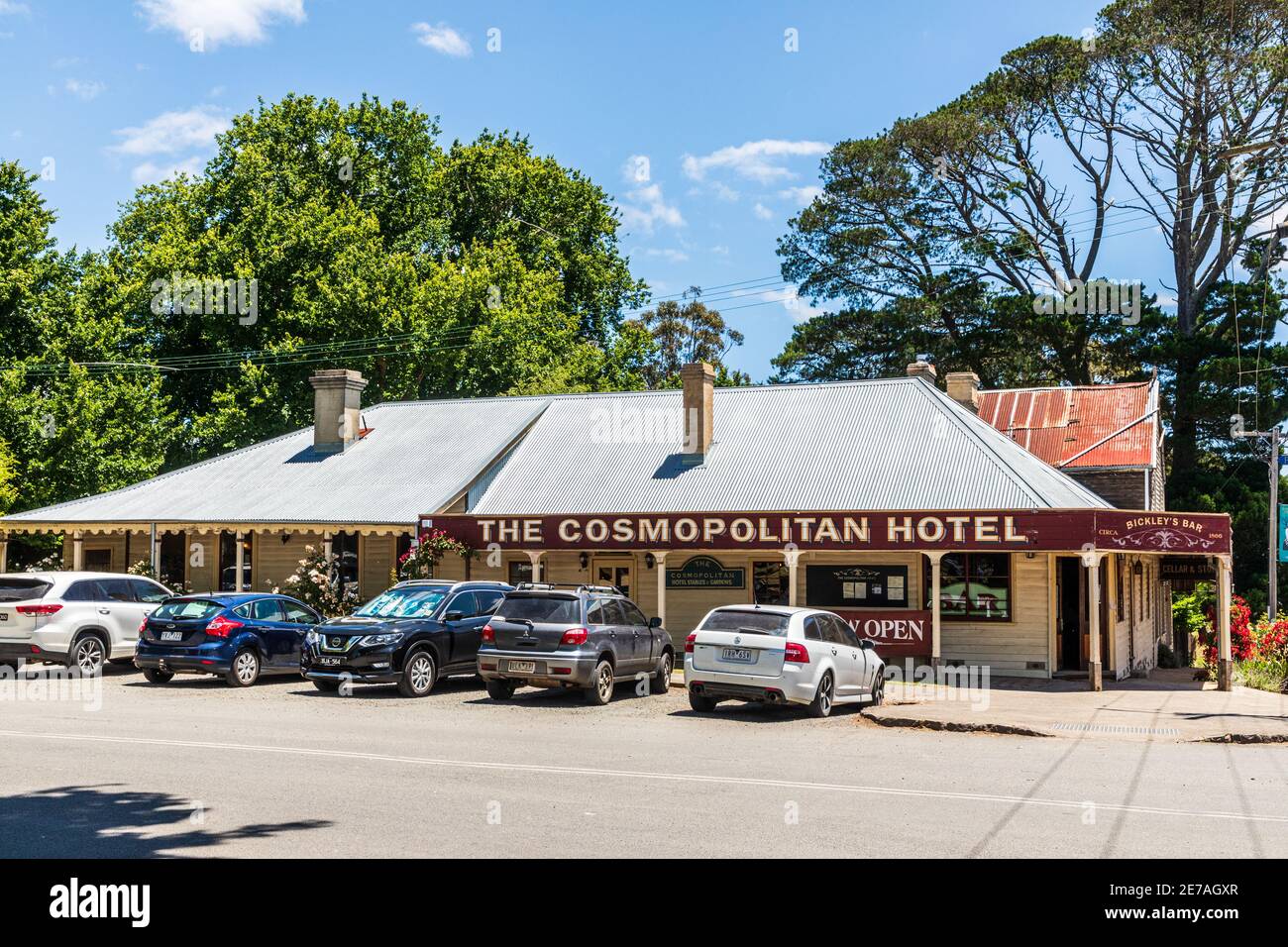 Cosmopolitan Hotel, Trentham, Shire of Hepburn, Victoria, Australia Stock Photo