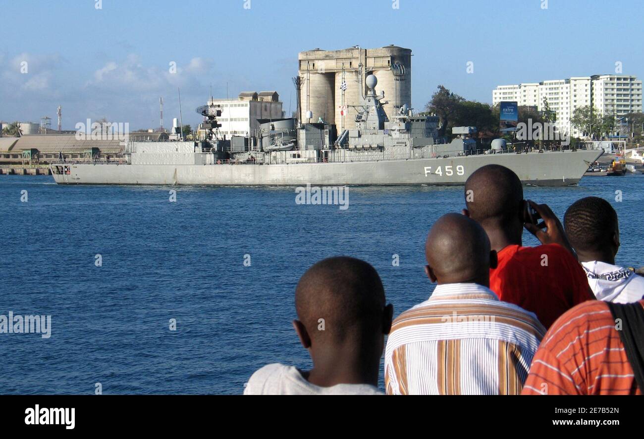 Somali Pirates Captured By Naval Forces