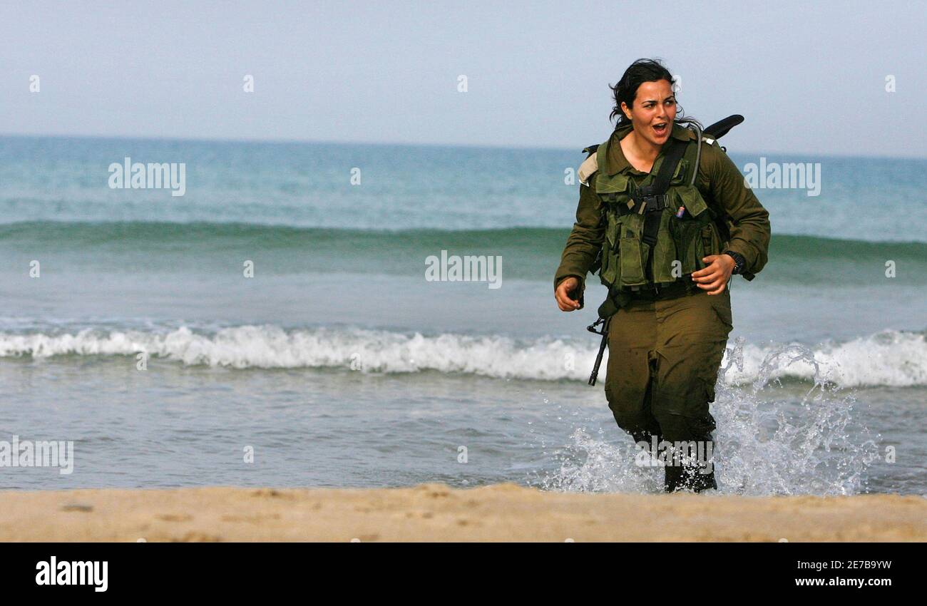 Platoon Commander High Resolution Stock Photography And Images Alamy