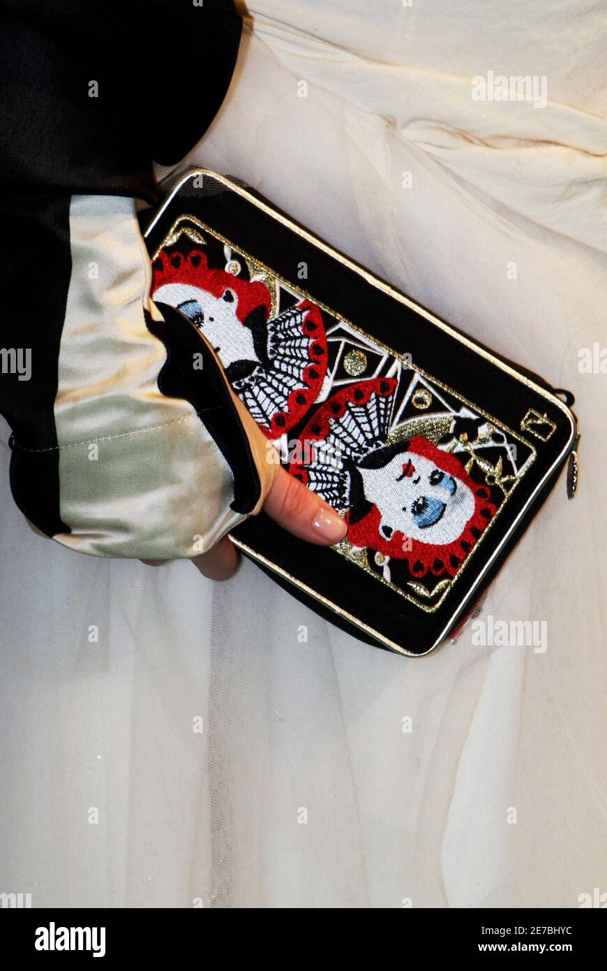 Page 3 Queen Hearts Alice Wonderland High Resolution Stock Photography And Images Alamy