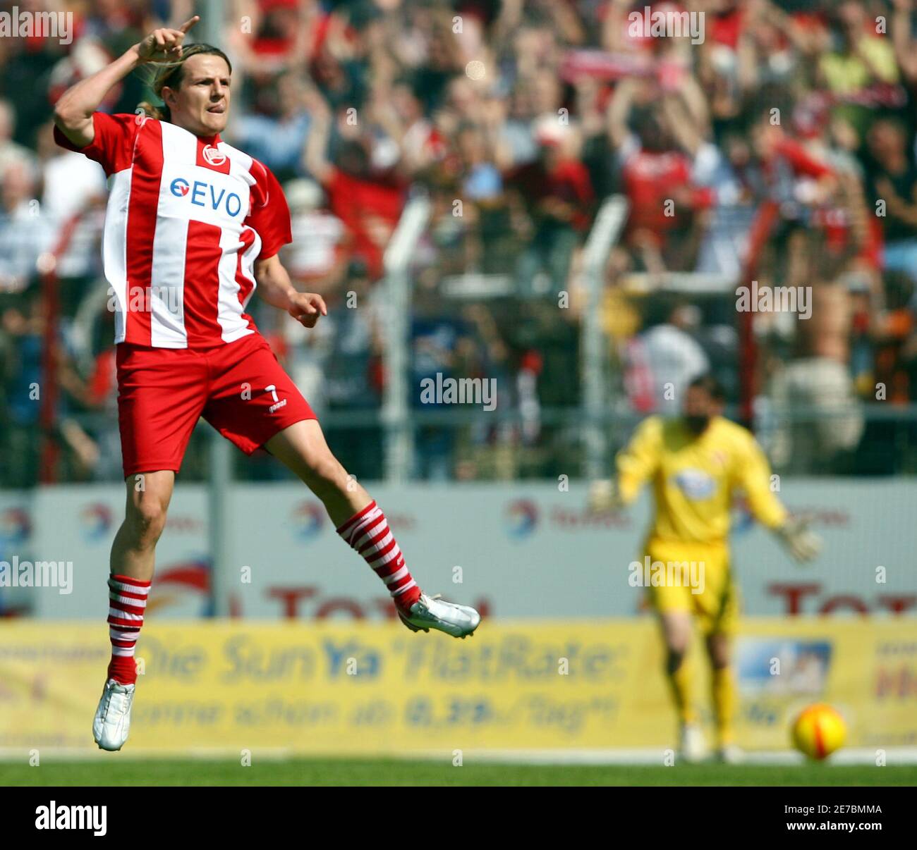 Energie Cottbus Goalkeeper High Resolution Stock Photography and Images -  Alamy
