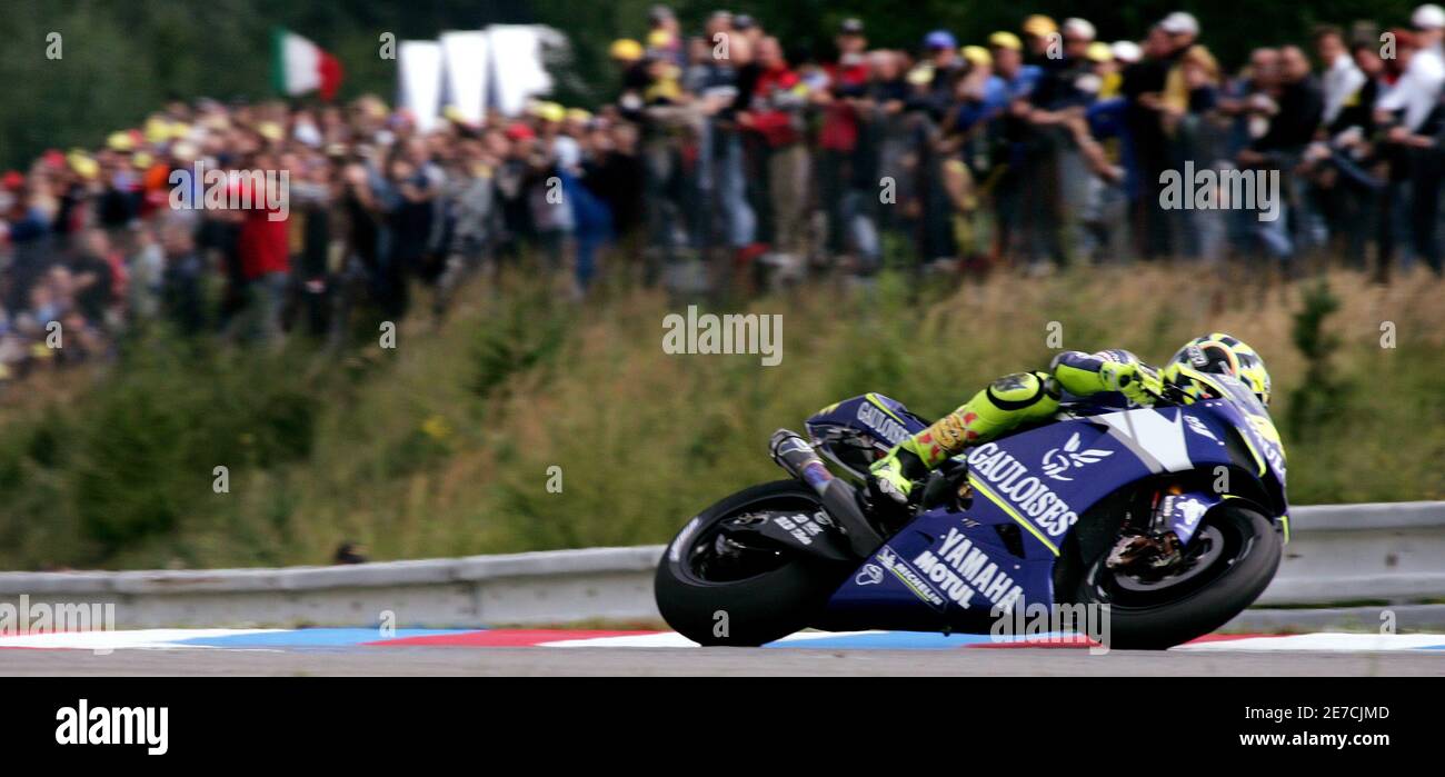 Italy's Valentino Rossi cuts a curve on his Yamaha during the MotoGP race  of the Czech Grand Prix at Masaryk's circuit in Brno, on August 28, 2005.  World Champion Valentino Rossi took